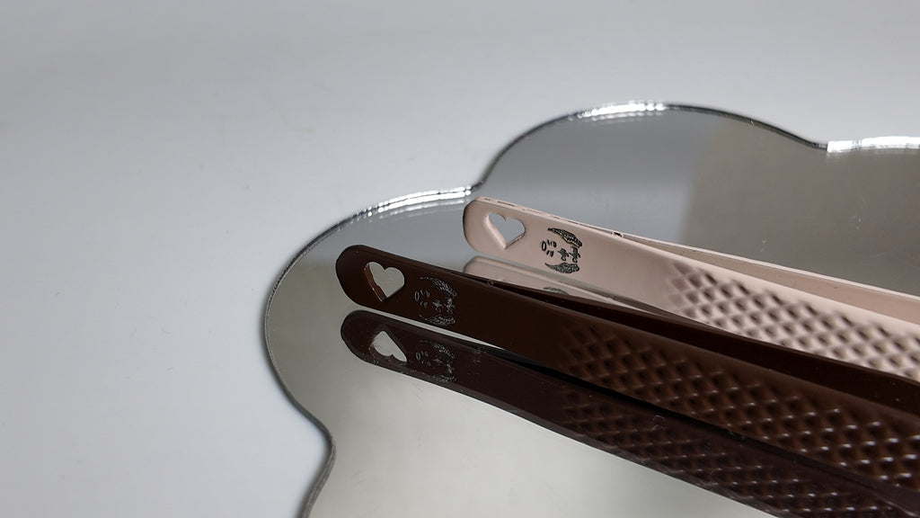 Cozy tweezer collection