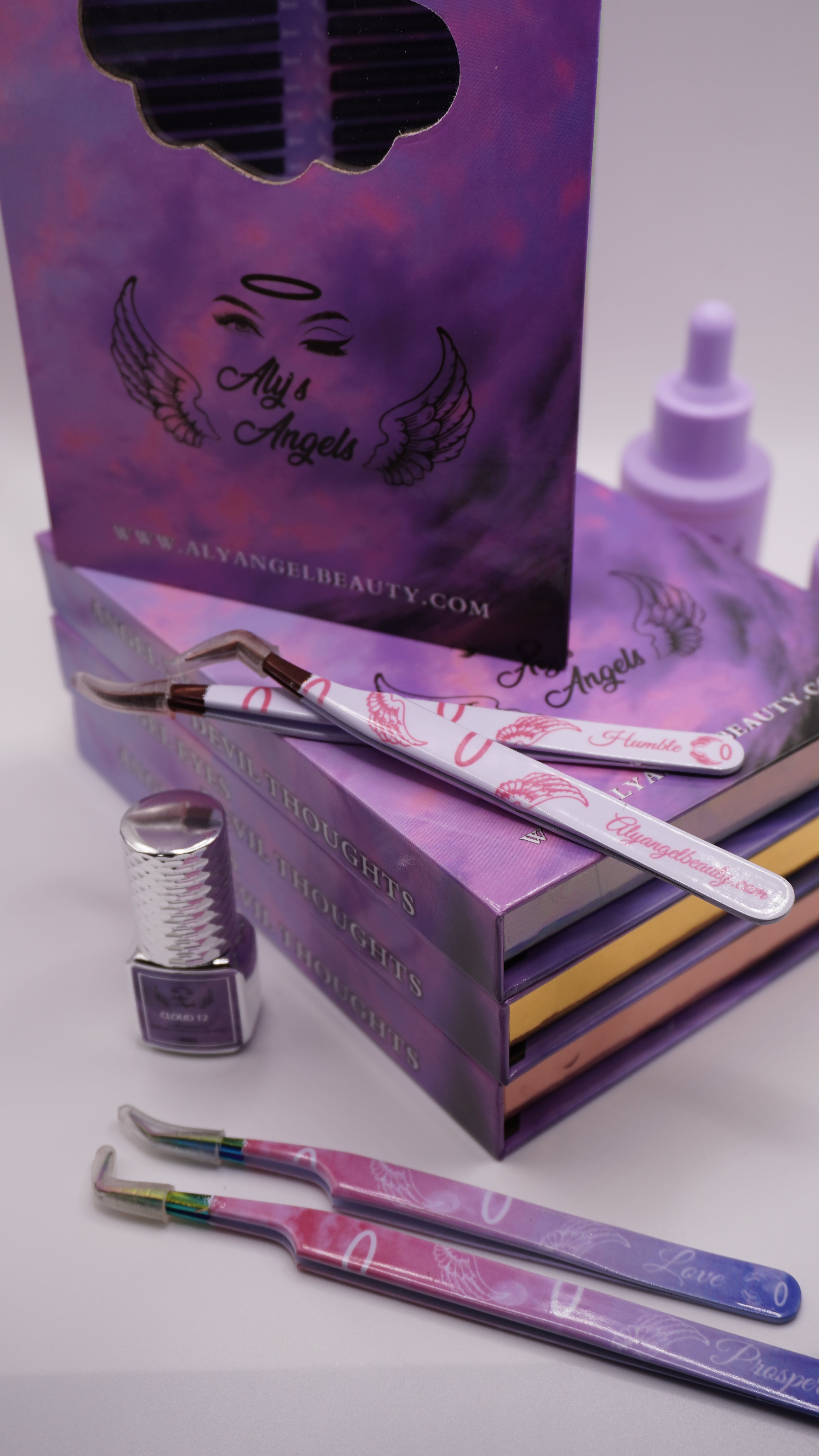 Cloud 12 Adhesive
