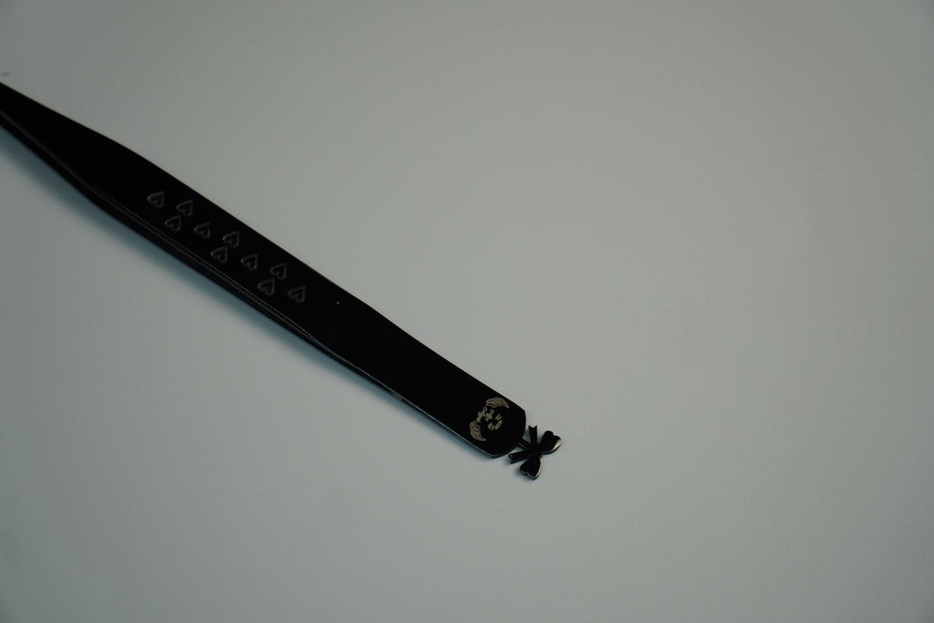 Isolation Tweezer